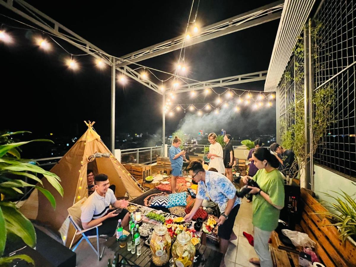 Hotel Mid Night Cần Thơ Exterior foto