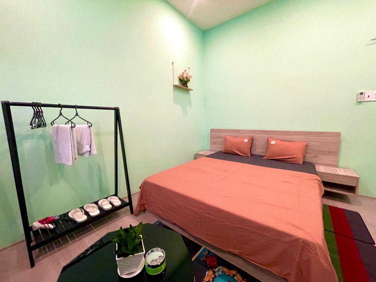 Hotel Mid Night Cần Thơ Exterior foto