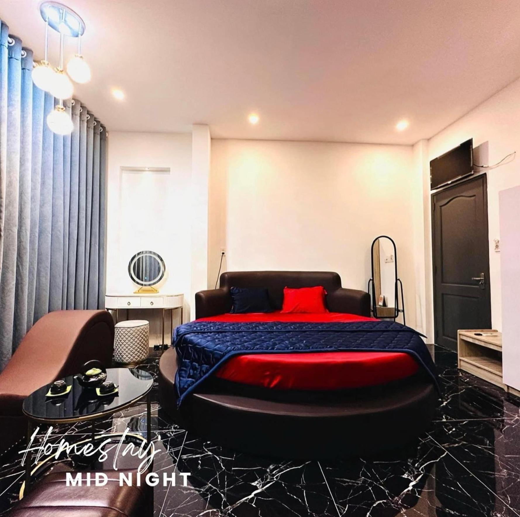 Hotel Mid Night Cần Thơ Exterior foto